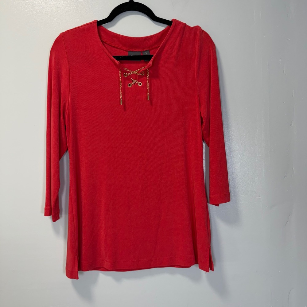 Chico's Travelers Red Lace Up Chain Detail 3/4‎ Sleeve Top Size 1 Medium